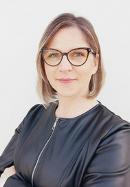 Portrait photo of Pamela Pasian