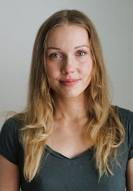 Portrait photo of Nora Eybl