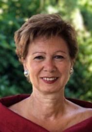 Portrait photo of Ayse Caglar