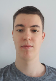 Portrait photo of Niklas Pernhaupt