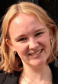 Portrait photo of Josephine Paschen